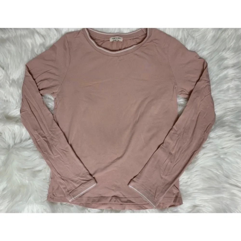 Heart & Hips pastel pink long sleeve top